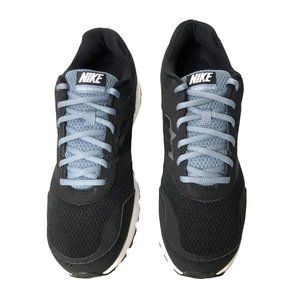 Nike Air Mens NWOT Relentless4 Running Shoes Size: 11